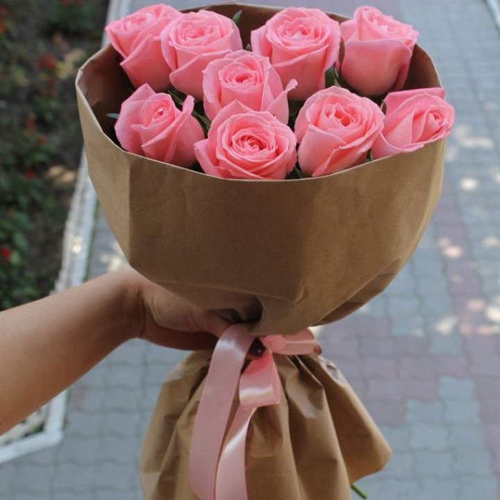 9 розовых роз в Тюмени
