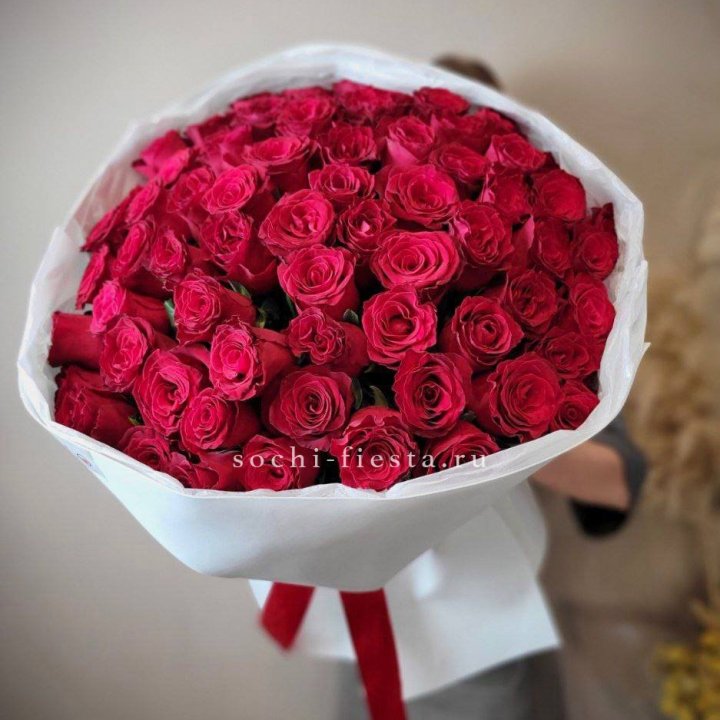 65 красных роз вайт в Тюмени