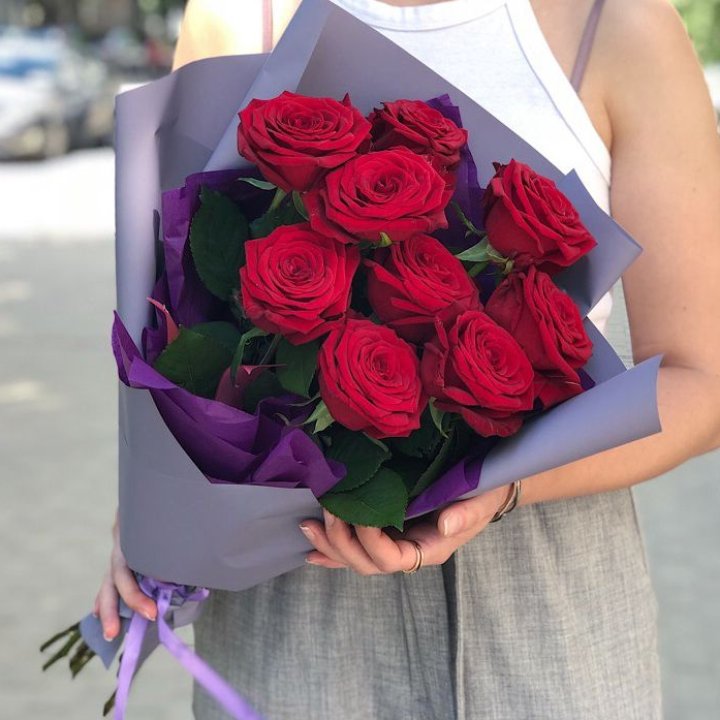 9  красных роз №1 в Тюмени
