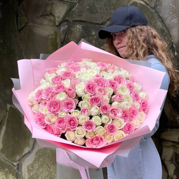 101 роза Миксбери в Тюмени