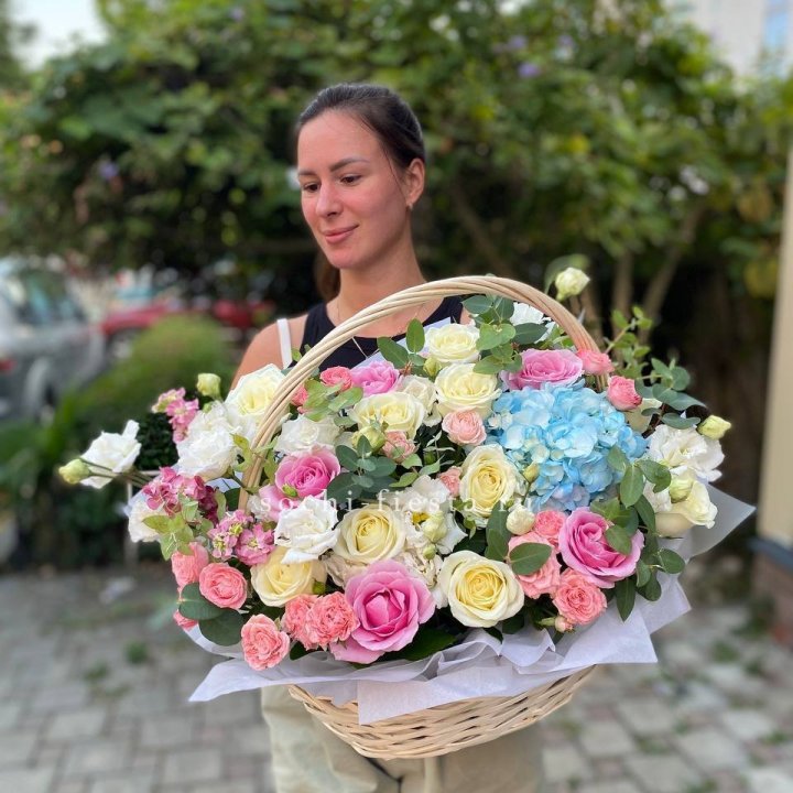 Цветочная корзина №2 в Тюмени