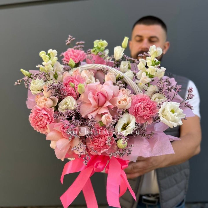 Цветочная корзина №1 в Тюмени
