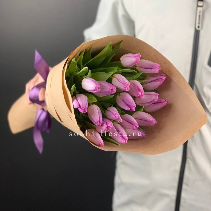 19 розовых  тюльпанов в Тюмени