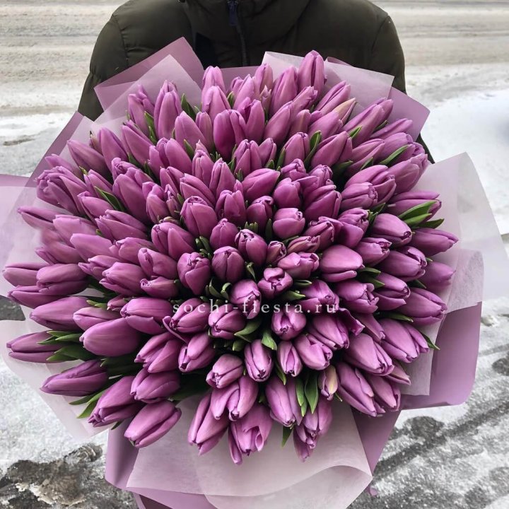 101 сиреневый тюльпан в Тюмени