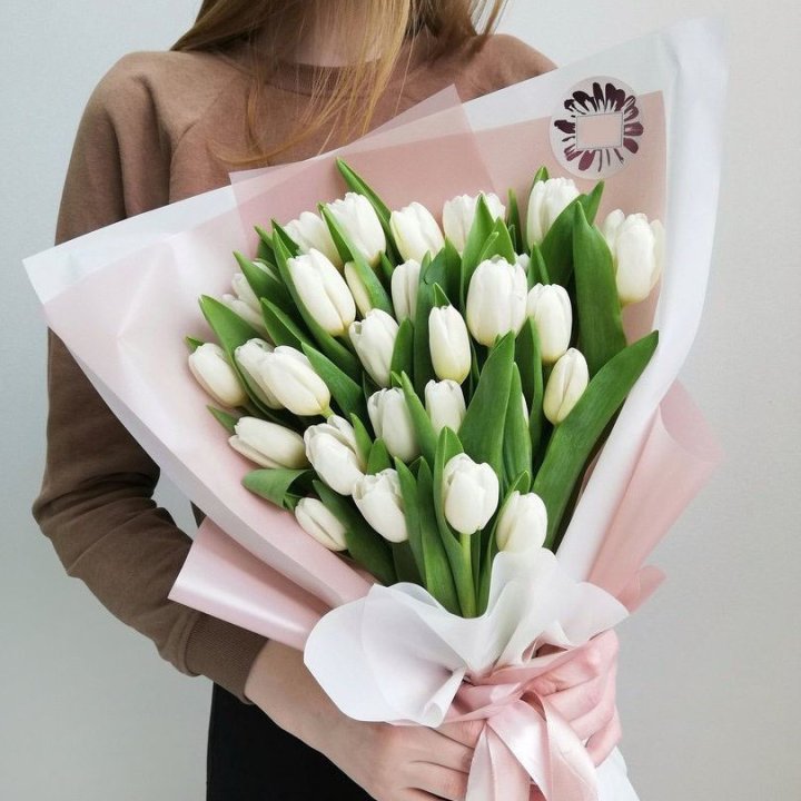 Букет белых тюльпанов "Моника" в Тюмени