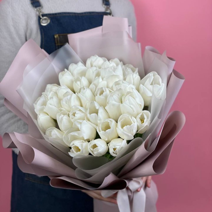 Букет белых тюльпанов "Пур-пур" в Тюмени
